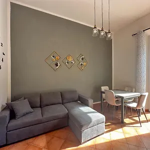 https://apt-sky.it-tuscanyhotel.com
